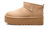 UGG Classic Ultra Mini Plateaustiefel Sand