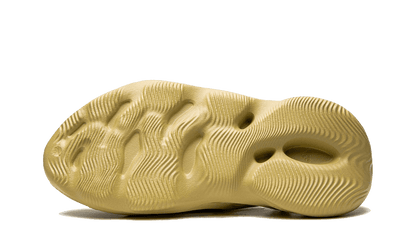Adidas Yeezy Foam RNNR Sulfur