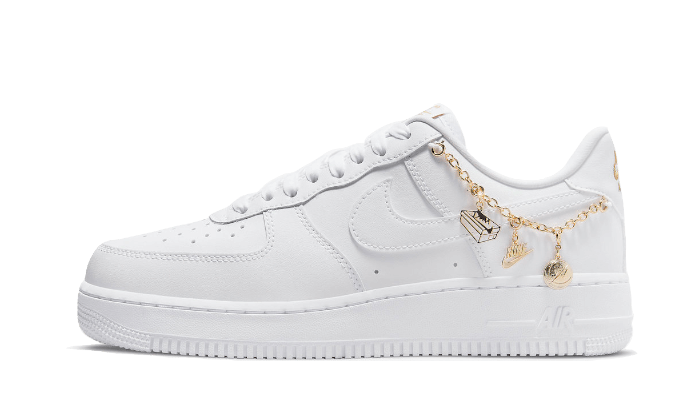 Nike Air Force 1 Low LX Glücksbringer Weiß