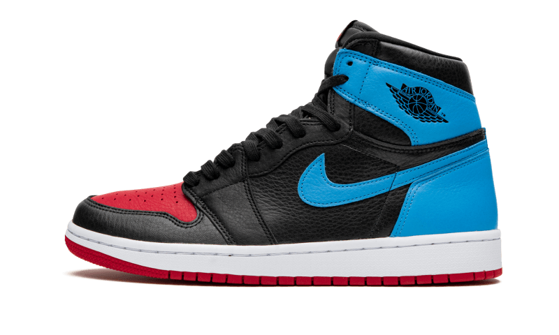 Air Jordan 1 High OG UNC nach Chicago