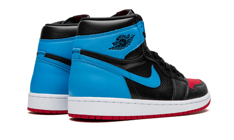 Air Jordan 1 High OG UNC nach Chicago