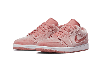 Air Jordan 1 Low SE Pink Velvet