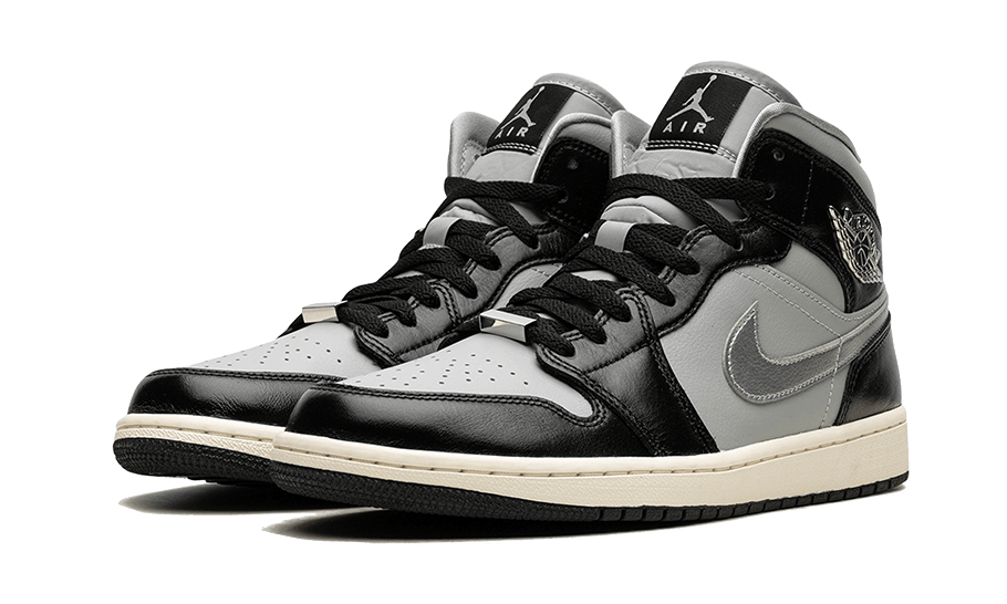 Air Jordan 1 Mid Schwarz Chrom