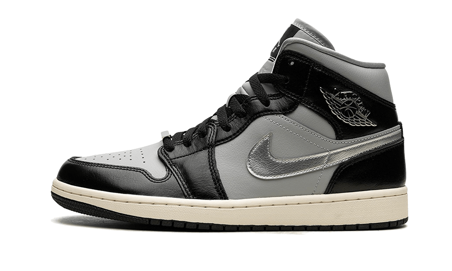 Air Jordan 1 Mid Schwarz Chrom