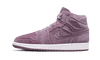 Air Jordan 1 Mid SE Lila Samt