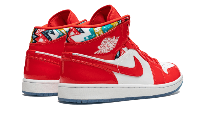 Air Jordan 1 Mid SE Barcelona Pullover