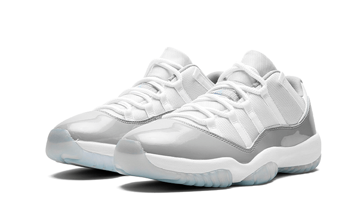 Air Jordan 11 Retro Low Zementgrau