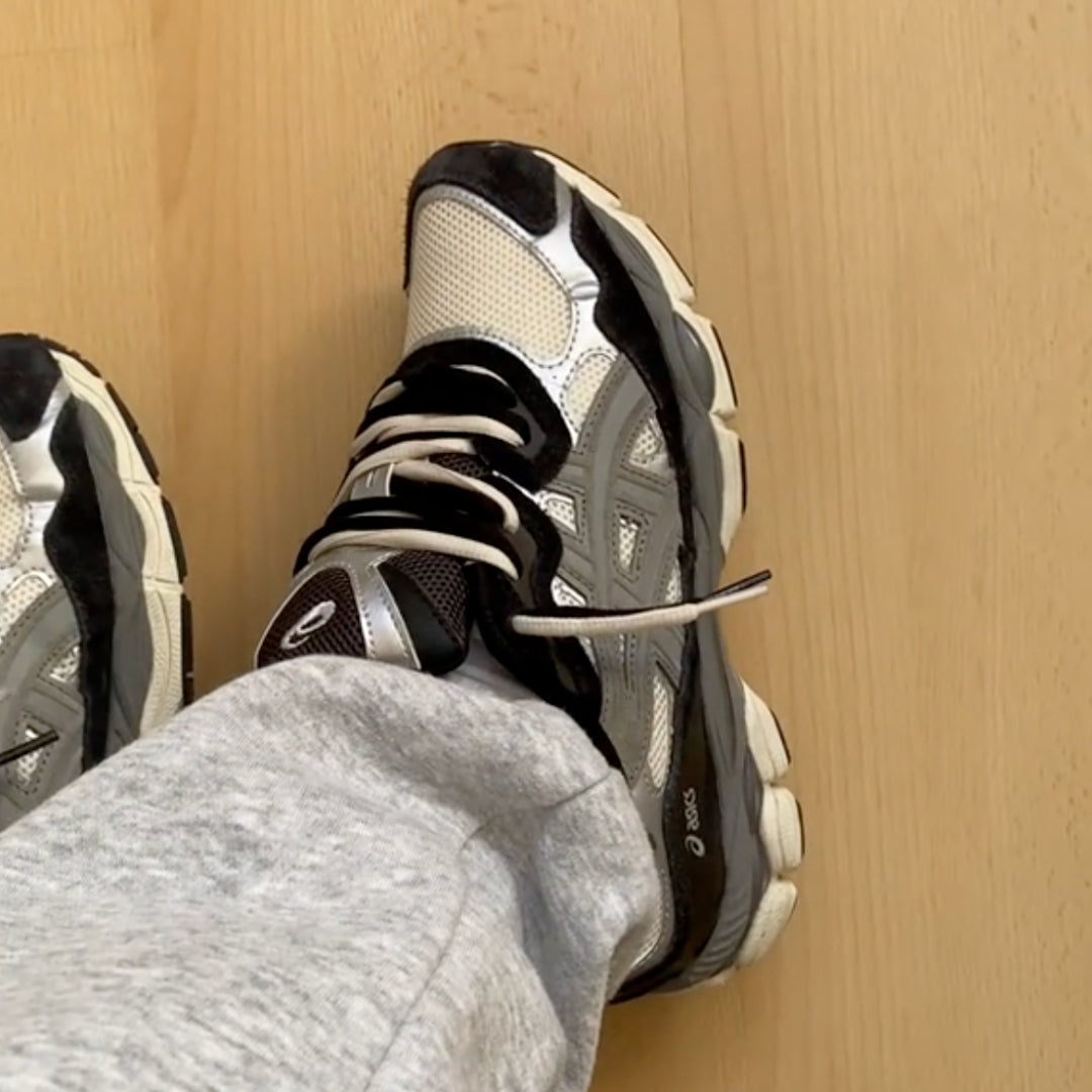 ASICS Gel-NYC Elfenbein/Tongrau