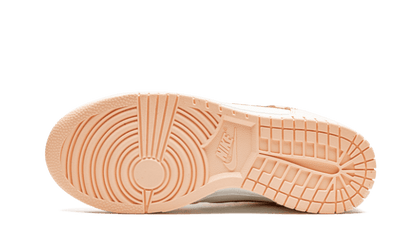 Nike Dunk High Crimson Tint