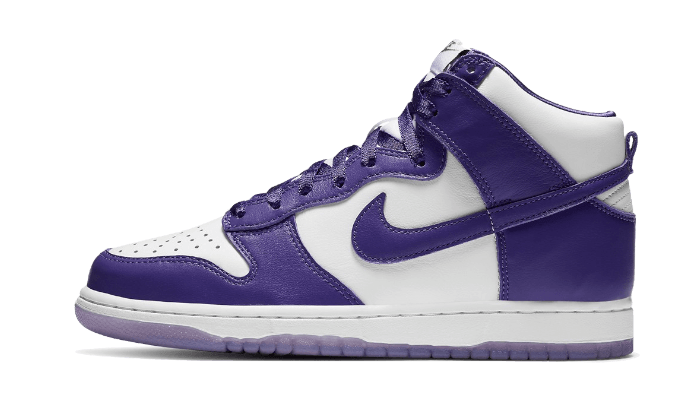 Nike Dunk High SP Varsity Lila