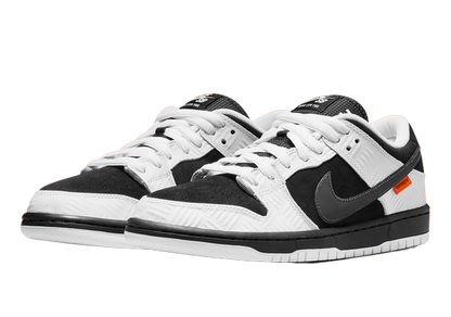 Nike SB Dunk Low X TIGHTBOOTH