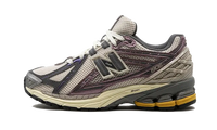 New Balance 1906R Licorice