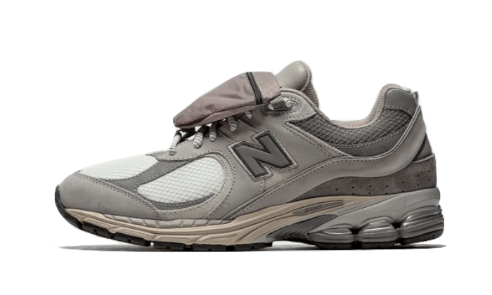 New Balance 2002R Pocket Grau