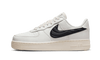 Nike Air Force 1 '07 gesteppter Swoosh Phantomschwarz