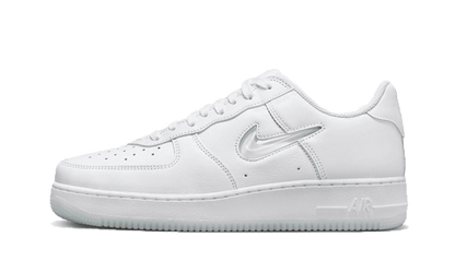Nike Air Force 1 Low '07 Retro Farbe des Monats Jewel Swoosh Triple White