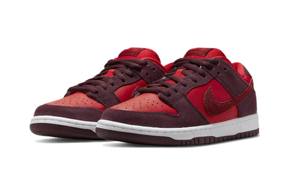 Nike SB Dunk Low Cherry