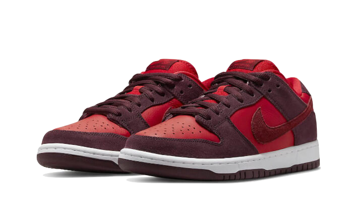 Nike SB Dunk Low Kirsche