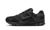 Nike Vomero 5 Triple Black