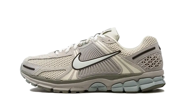Nike Zoom Vomero 5 Helles Erzholzbraun Waffenkammerblau