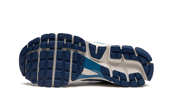 Nike Zoom Vomero 5 abgenutztes Blau