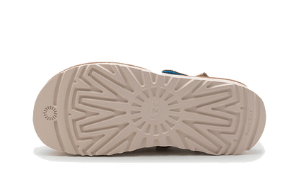 UGG Goldencoast Clog Sand