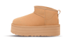 UGG Classic Ultra Mini Plateau-Schuhe in Treibholz