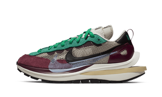 Nike Vaporwaffle Sacai Villain Rot Neptun Grün
