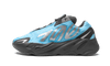 Adidas Yeezy 700 MNVN Helles Cyan